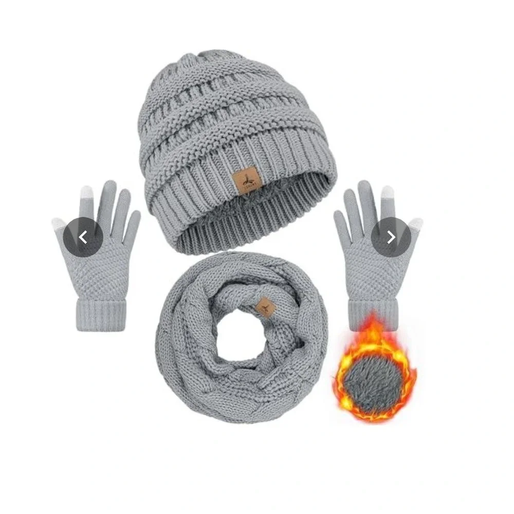 LOROME 3pc Winter Beanie Hat Scarf and Touchscreen Gloves Set Grey NWOT